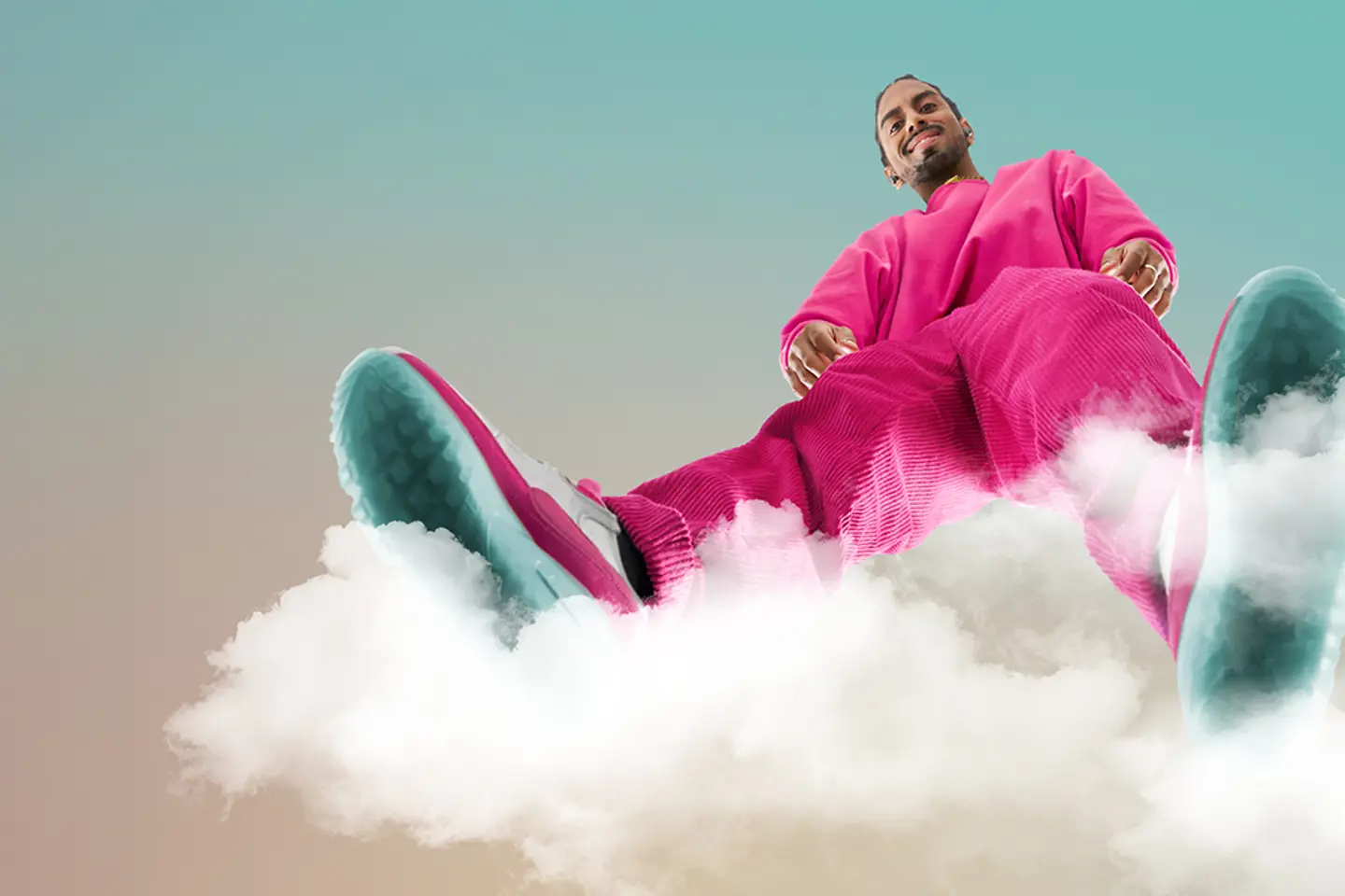 Una persona vestida de rosa y con zapatos turquesa sobre una nube